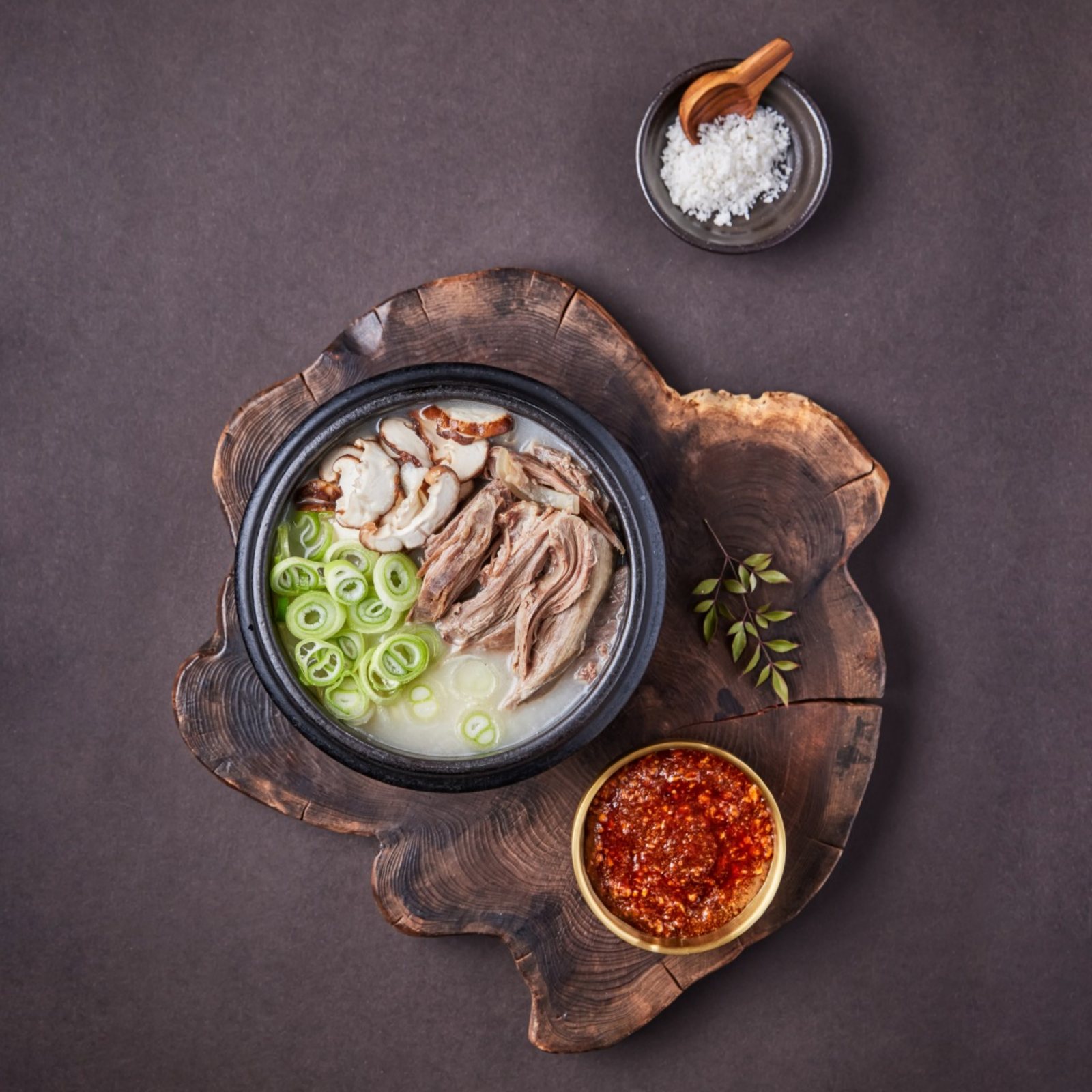 염소곰탕 · 사골염소떡국